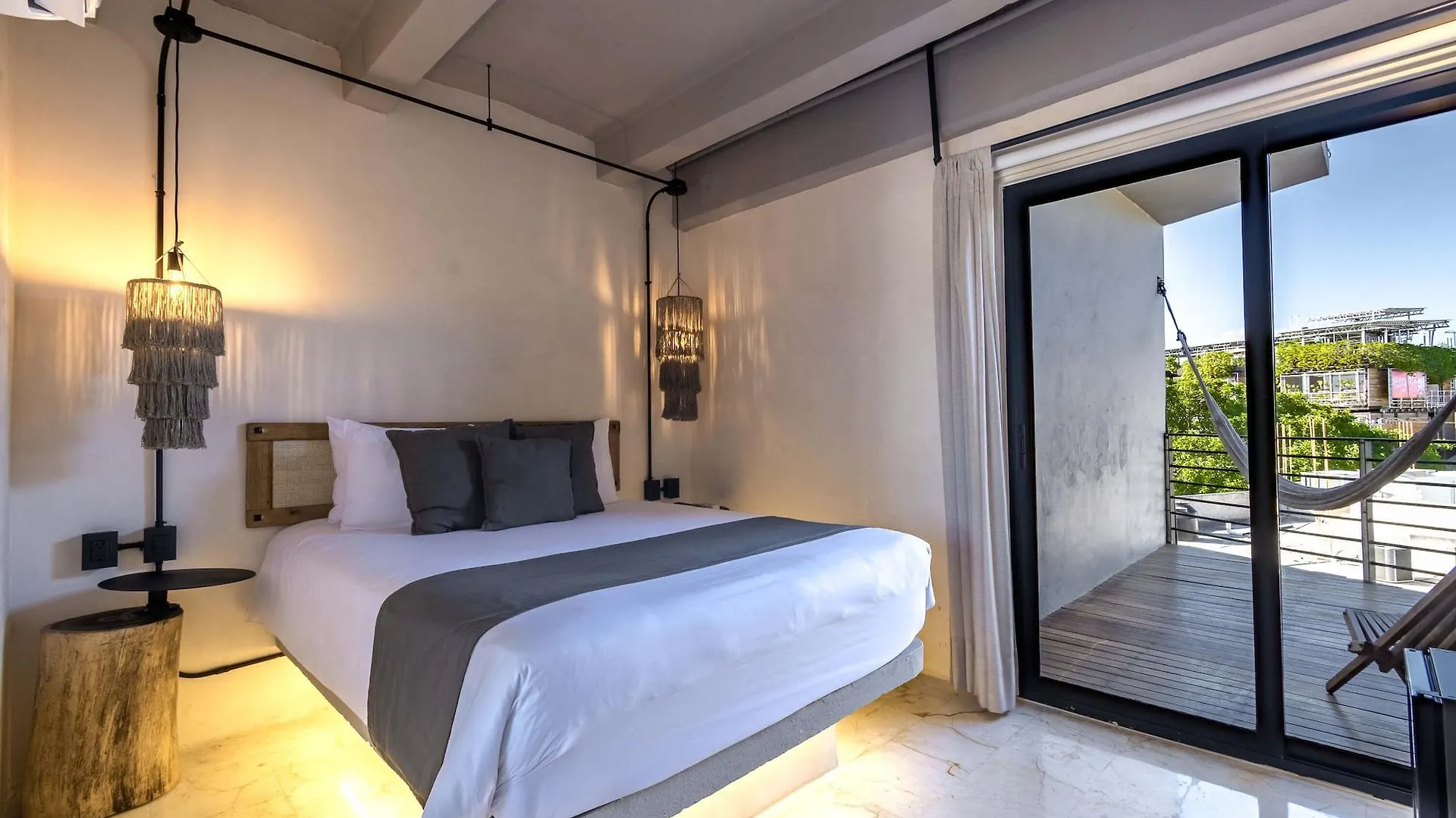 Caribbean Paradise Hotel & Spa - 5Th Avenue Playa del Carmen 4*,