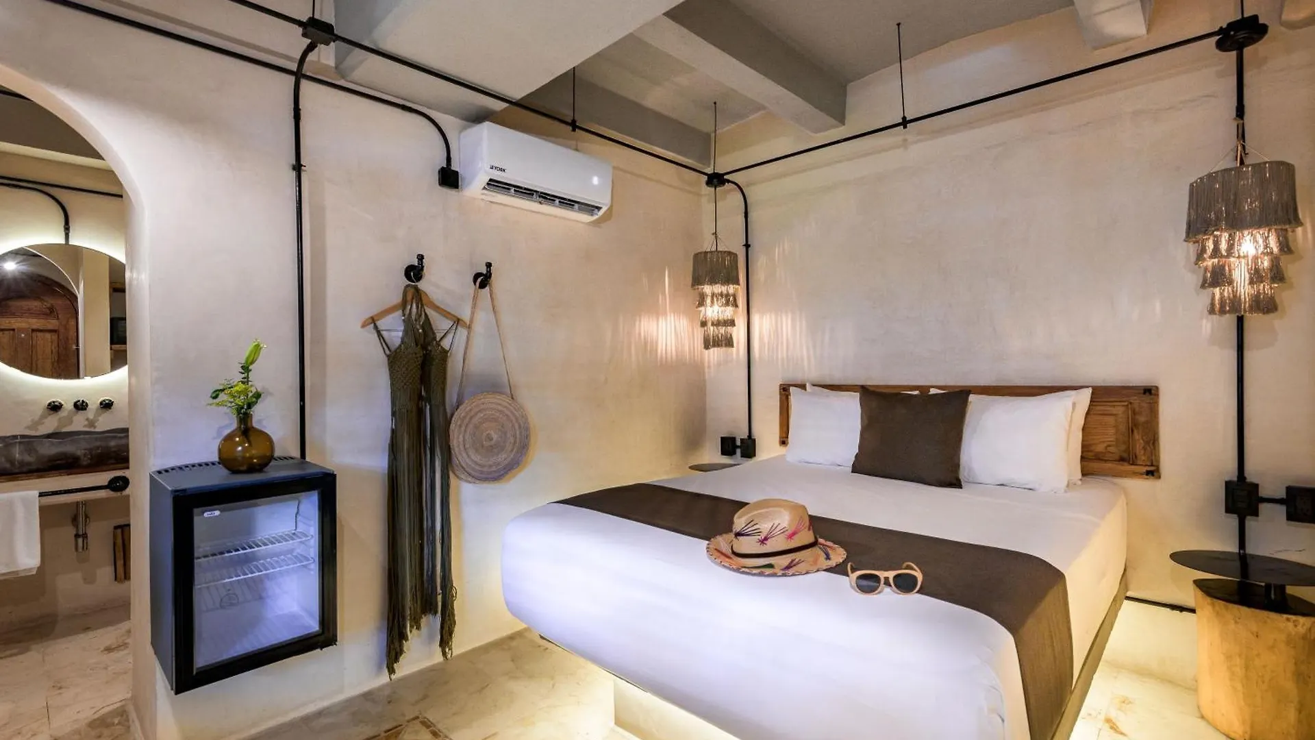 Caribbean Paradise Hotel & Spa - 5Th Avenue Playa del Carmen 4*,