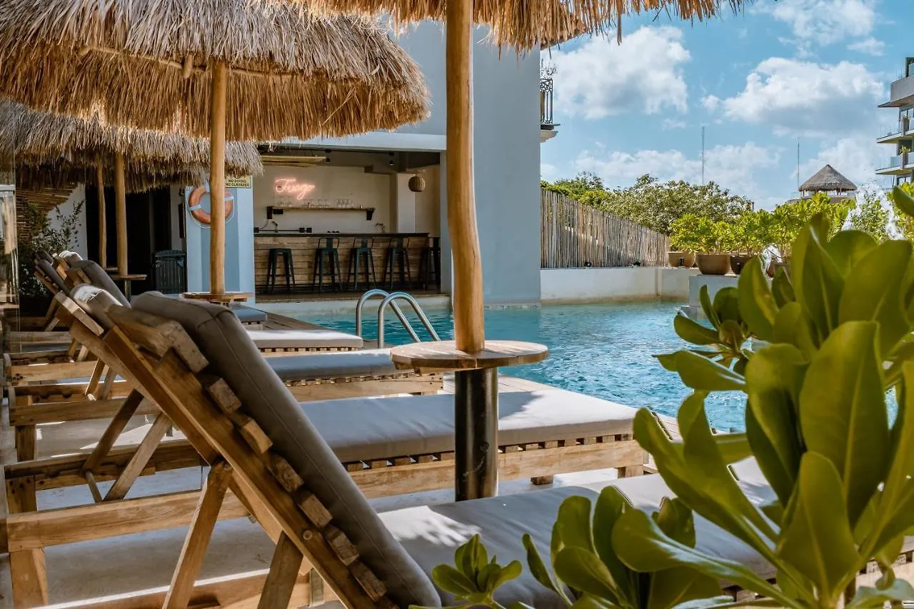 ****  Caribbean Paradise Hotel & Spa - 5Th Avenue Playa del Carmen Mexiko